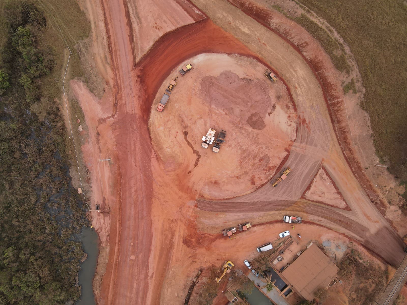 Obras Do Contorno Sudoeste De Ipameri Avan Am Para Fase Final De