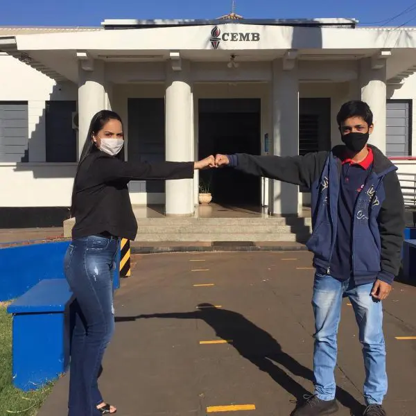 Iniciativa da professora Letícia de Melo, do Colégio Estadual Martins Borges, surpreendeu até o próprio estudante que havia se esquecido de se inscrever na avaliação do MEC. Para o aluno, a atitude da professora o estimulou ainda mais a estudar para o exame