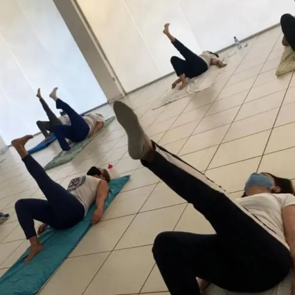 AULA DE YOGA