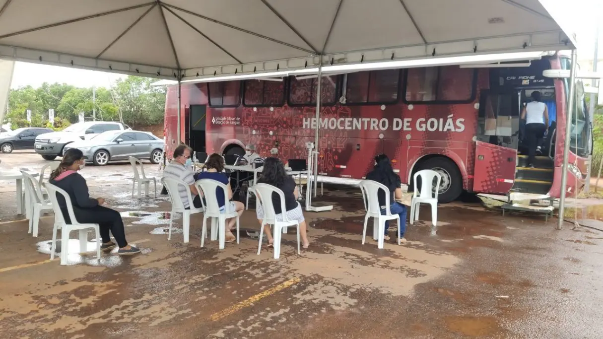 Unidade móvel da Rede Hemo Goiás