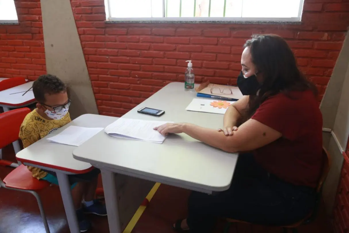 leitura na escola