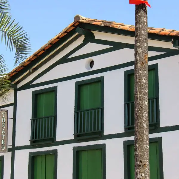 fachada do teatro de pirenópolis