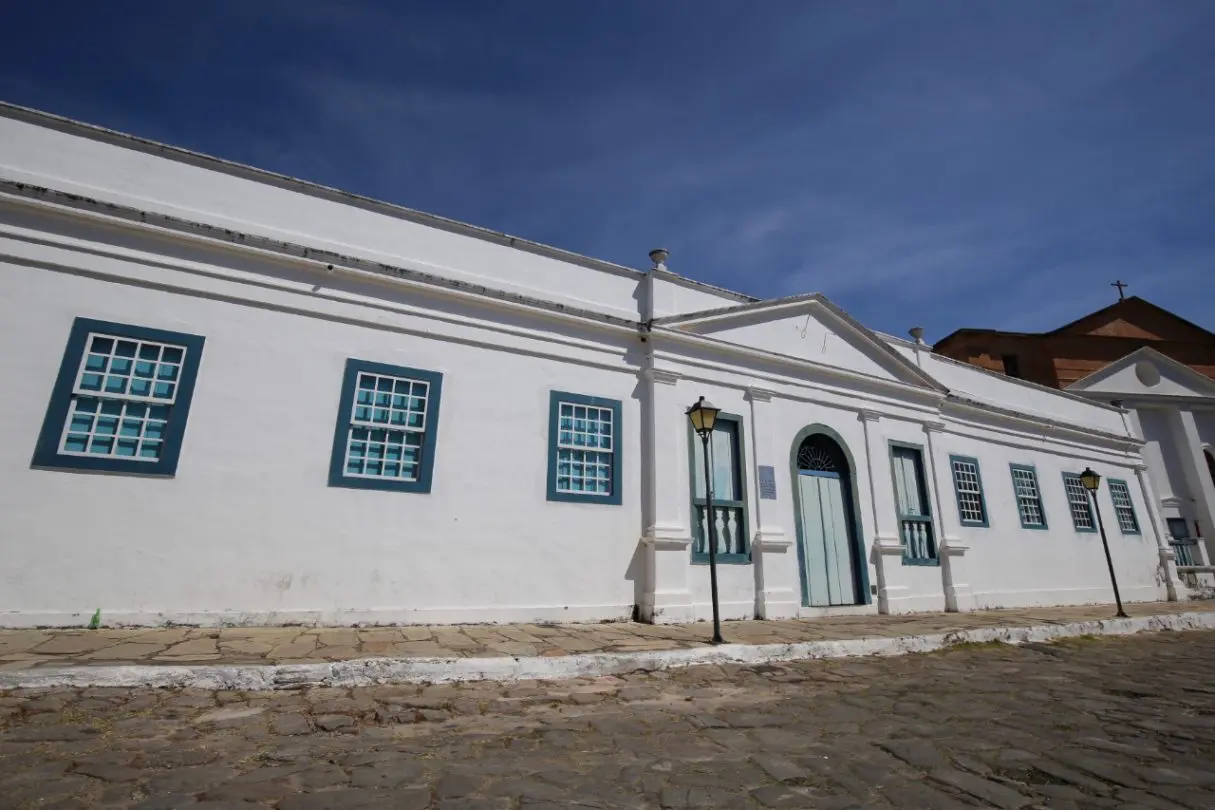 fachada do palácio conde dos arcos, em Goiás