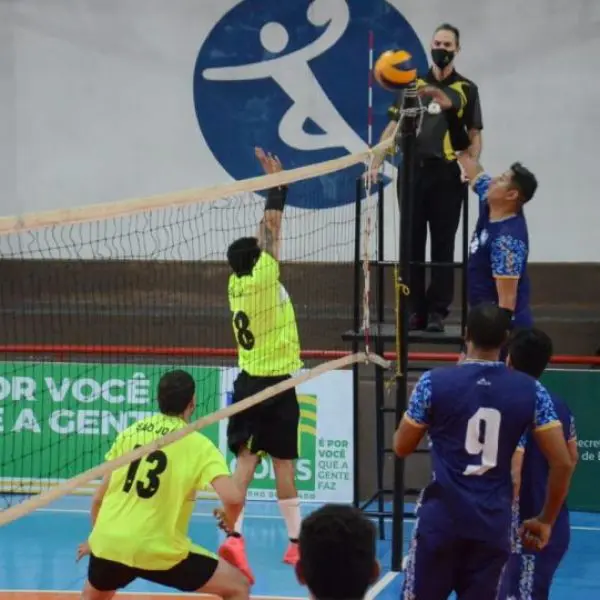 jogo de vôlei em Caldas Novas