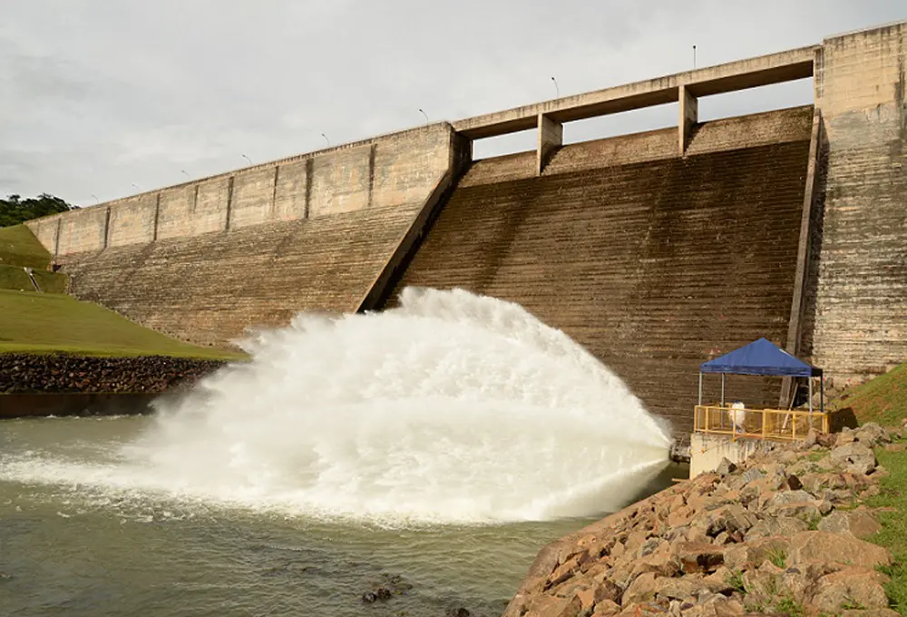 BARRAGEM