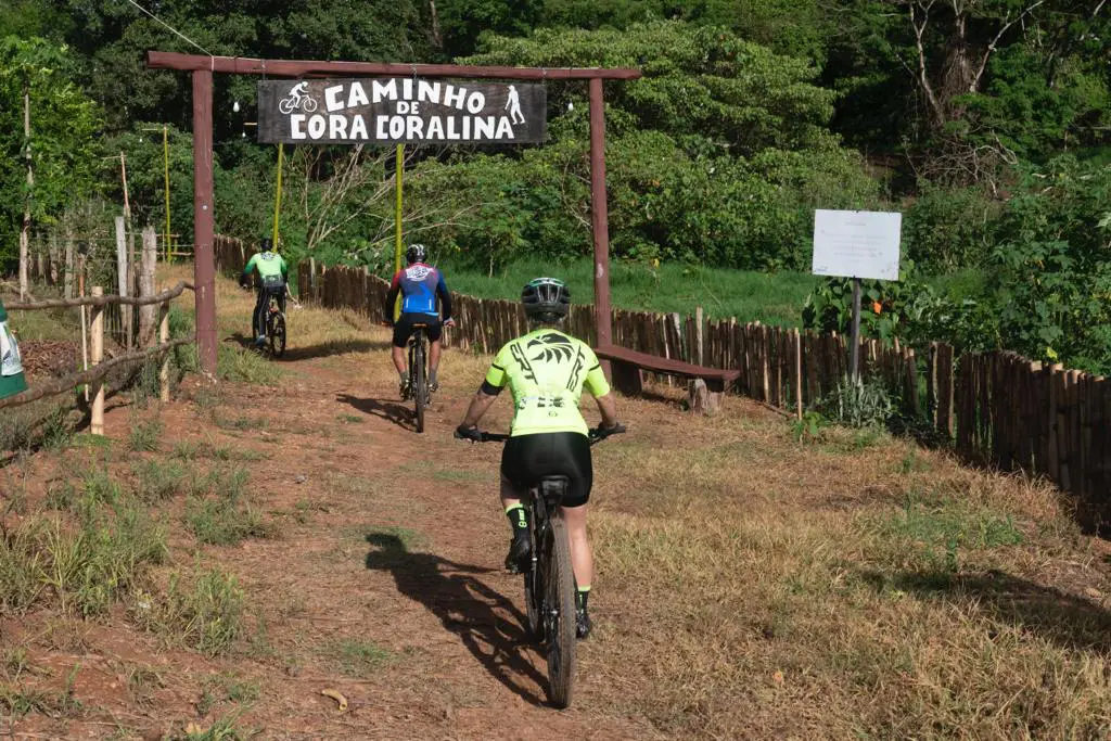 CAMINHO DE CORA 1