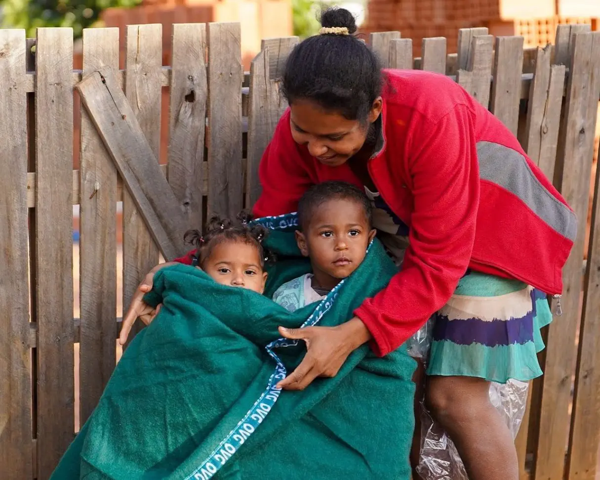 Gracinha Caiado lança Campanha Aquecendo Vidas nesta quinta