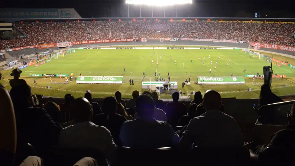 estádio serra dourada