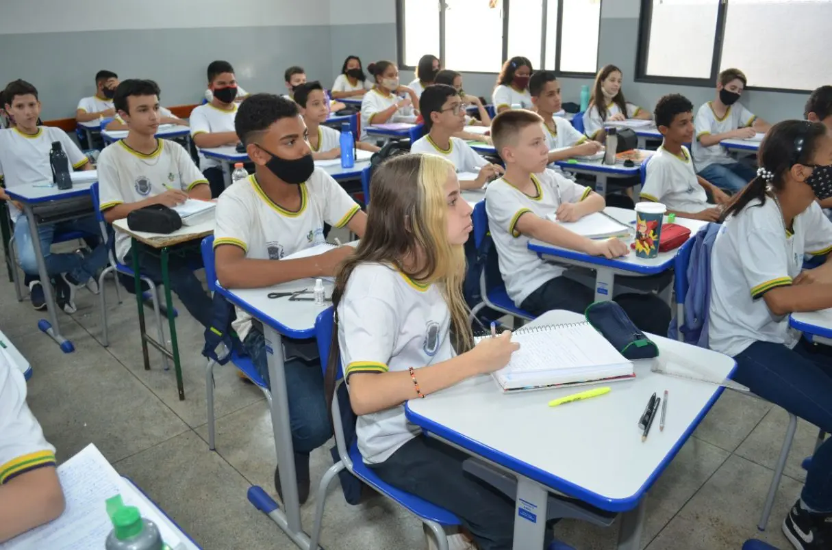 Volta às aulas_escola estadual