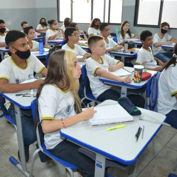 Volta às aulas_escola estadual