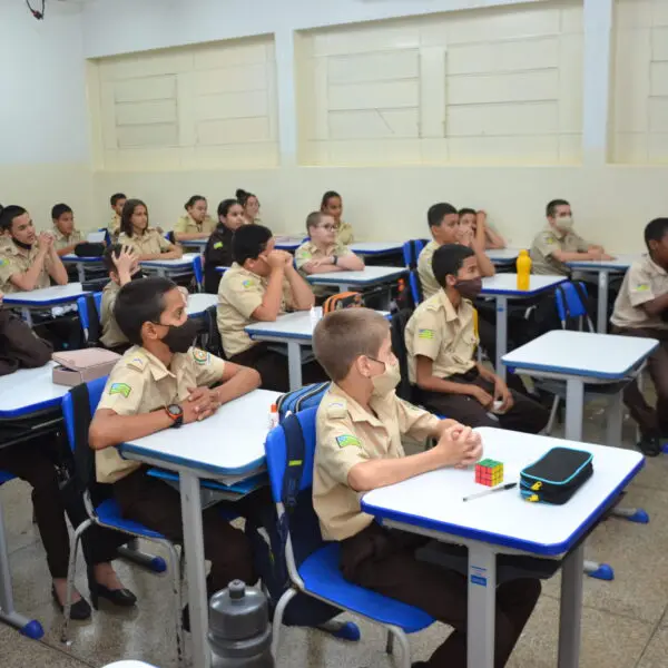 COLEGIO MILITAR