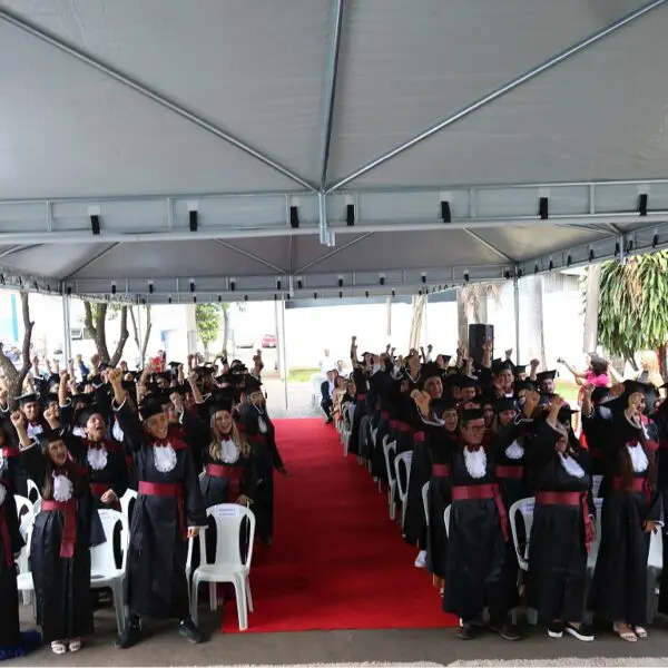 Solenidade de formatura de alunos do programa GoiásTec