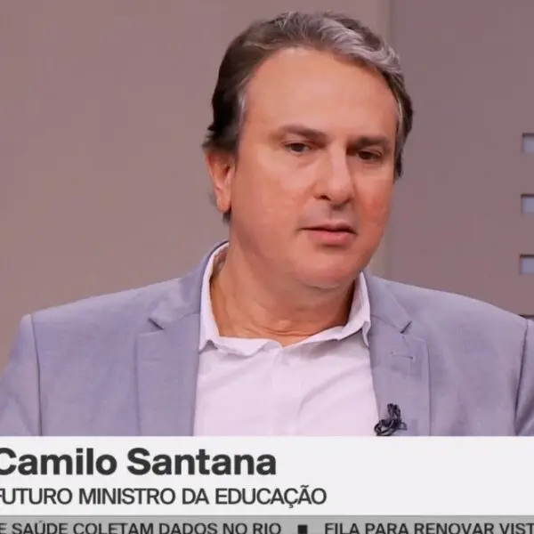 Futuro ministro da Educação durante entrevista