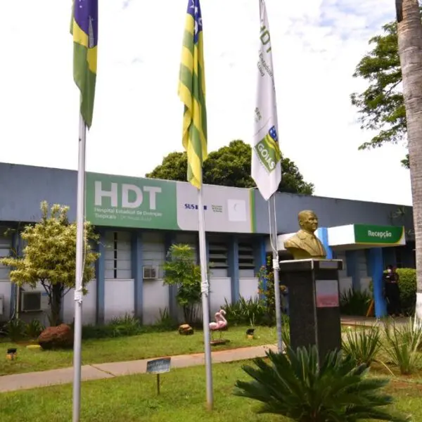 Fachada do HDT