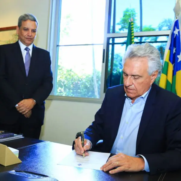 Ronaldo Caiado nomeia novo desembargador do TJ-GO José Taveira