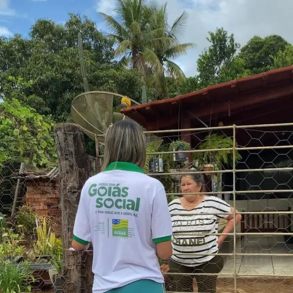 Seds leva programas assistenciais a moradores do Caminho de Cora 1A