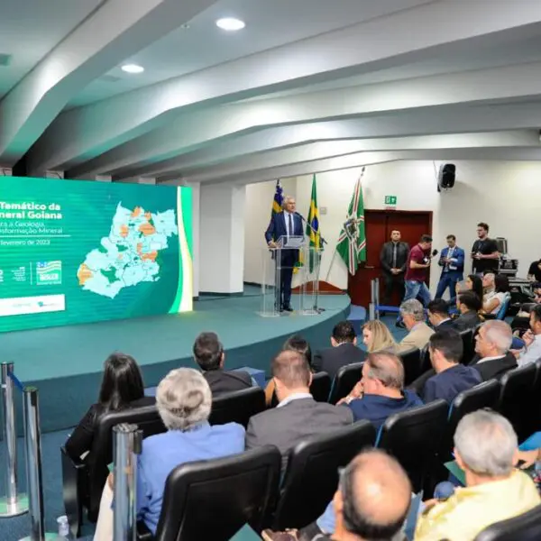 Caiado na abertura do seminário do Plano Estadual de Mineração