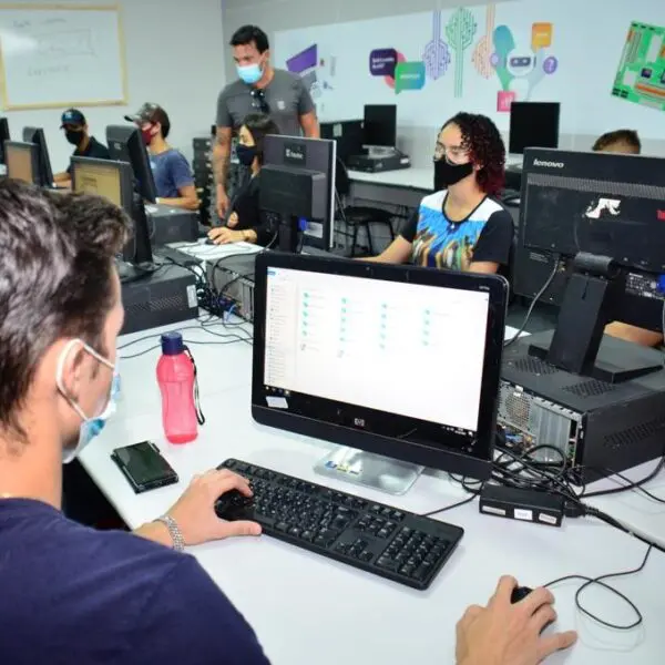 Sedi oferece 450 vagas em cursos de qualificação profissional nas Escolas do Futuro