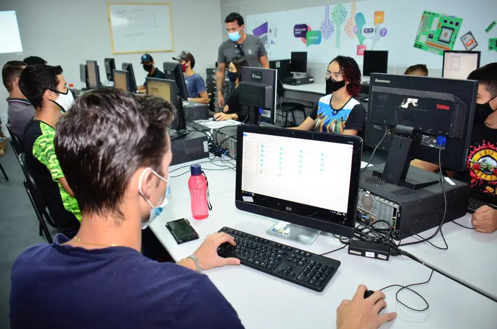 Sedi oferece 450 vagas em cursos de qualificação profissional nas Escolas do Futuro