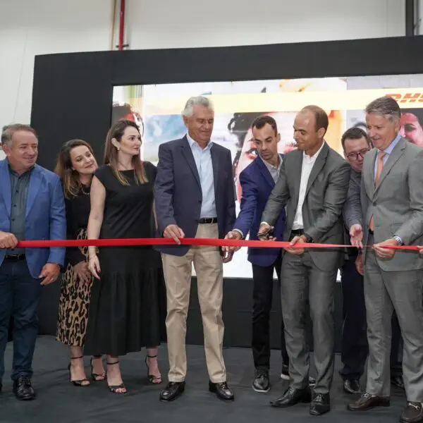 Caiado na inauguração do novo centro de distribuição DHL Supply Chain