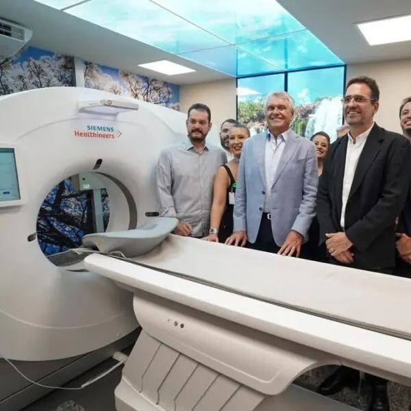 Governador inaugura tomografia no hospital de Fomosa