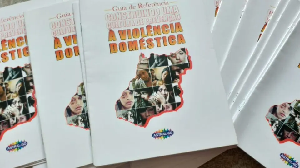 Guia de Prevenção à Violência Contra a Mulher