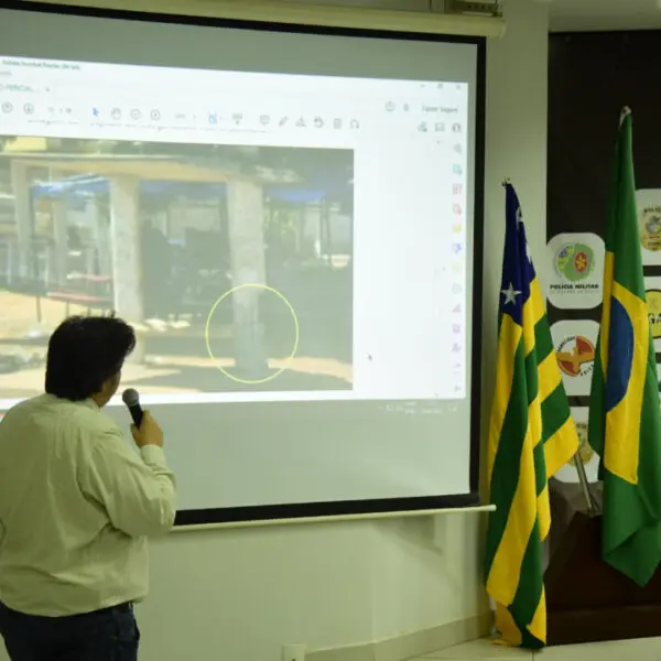 Polícia Técnico-Científica divulga resultado da perícia em ponto de ônibus