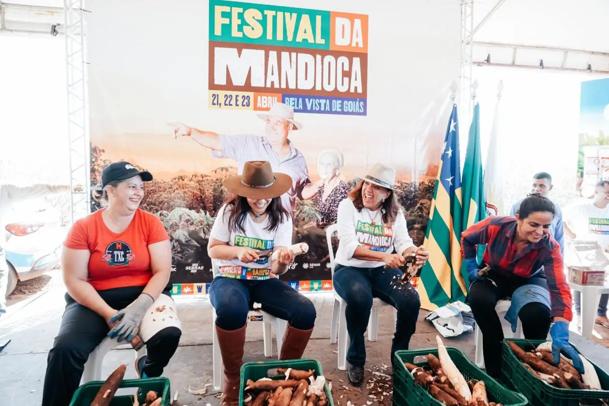 Gracinha Caiado no Festival da Mandioca