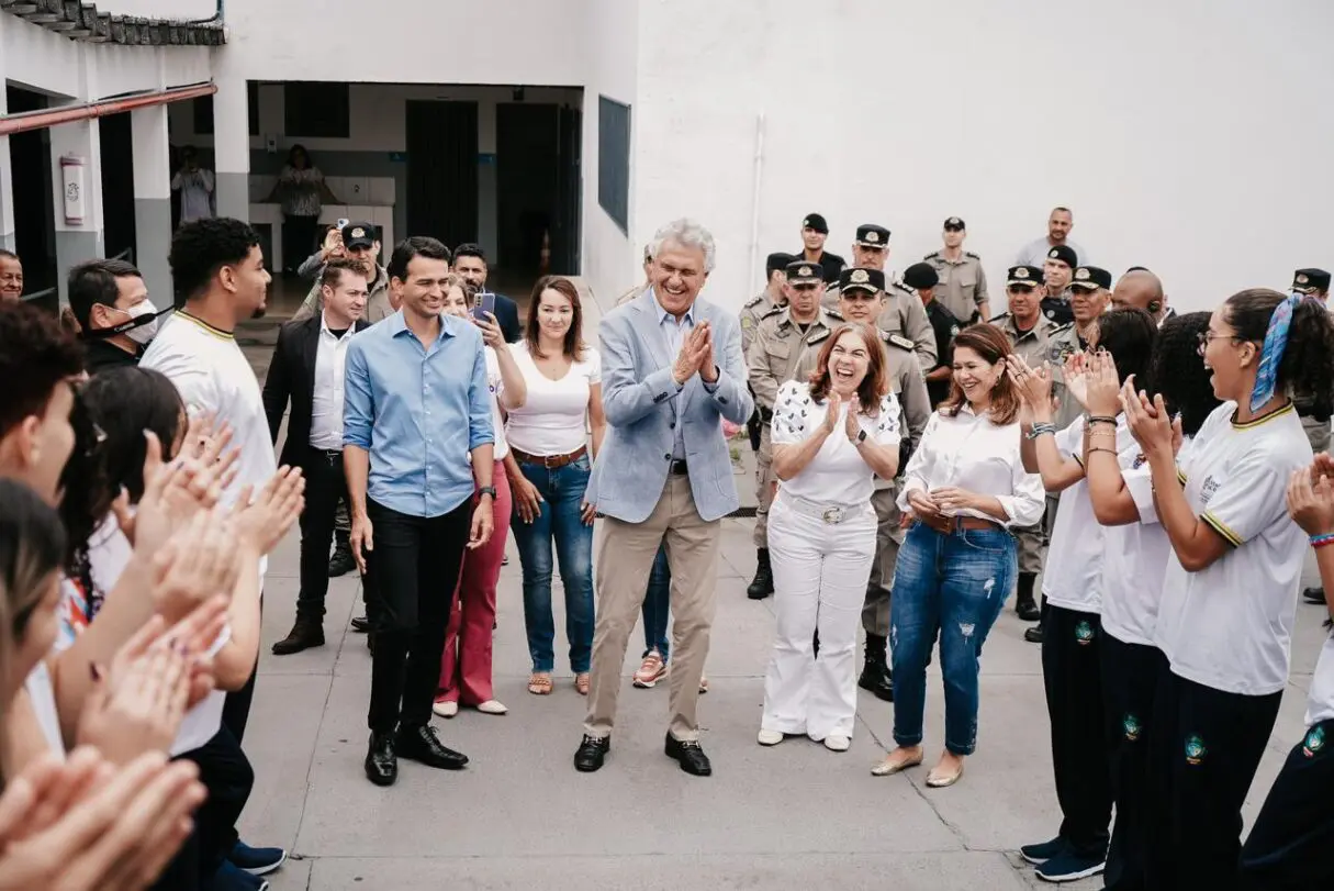 Caiado sanciona lei que cria Política de Prevenção e Combate à Violência Escolar