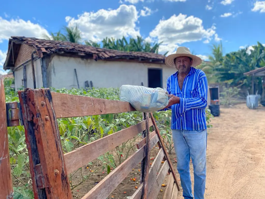 GPS entrega benefícios do Goiás Social no município do Faina