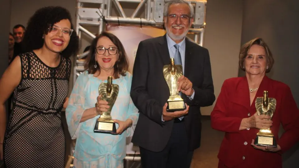 Troféu Jaburu é entregue aos destaques da cultura goiana