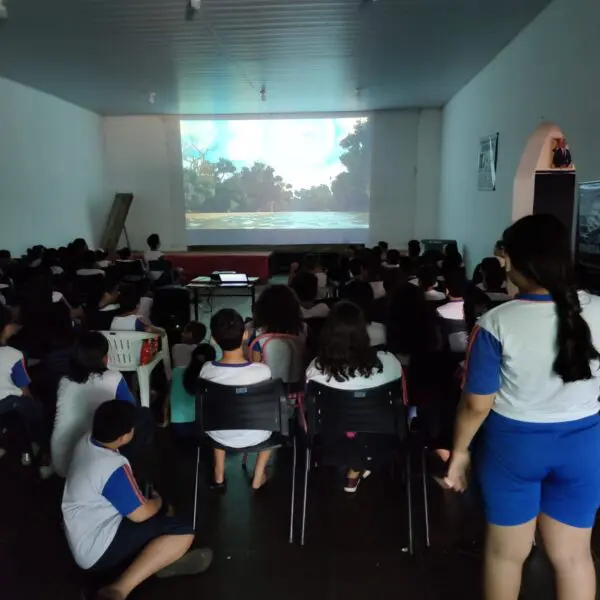 Cine Goiás Itinerante chega a Buriti Alegre