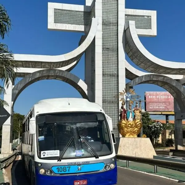 Metrobus fará mais de 1.500 viagens durante festa do Divino Pai Eterno