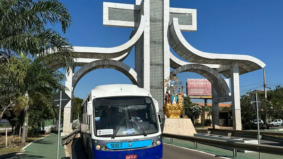 Metrobus fará mais de 1.500 viagens durante festa do Divino Pai Eterno