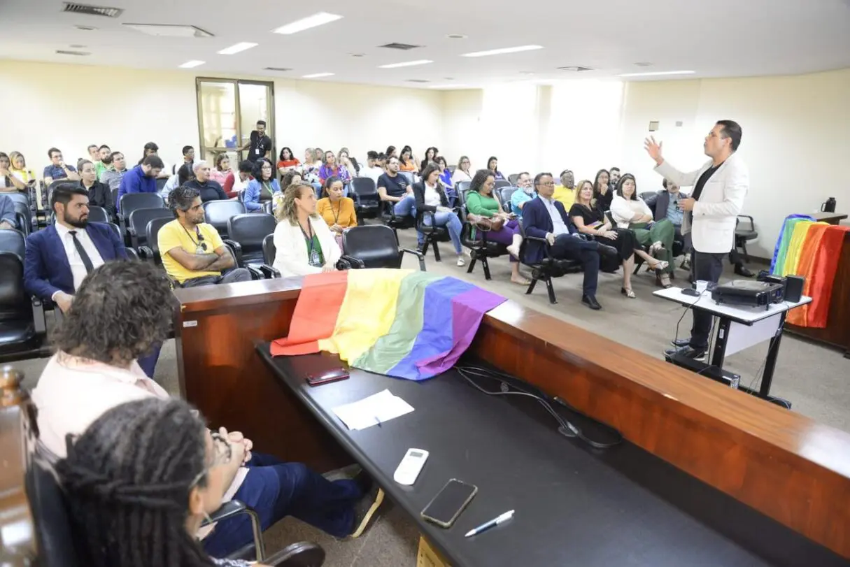 Seds apresenta levantamento pioneiro sobre a população LGBTQIAPN+