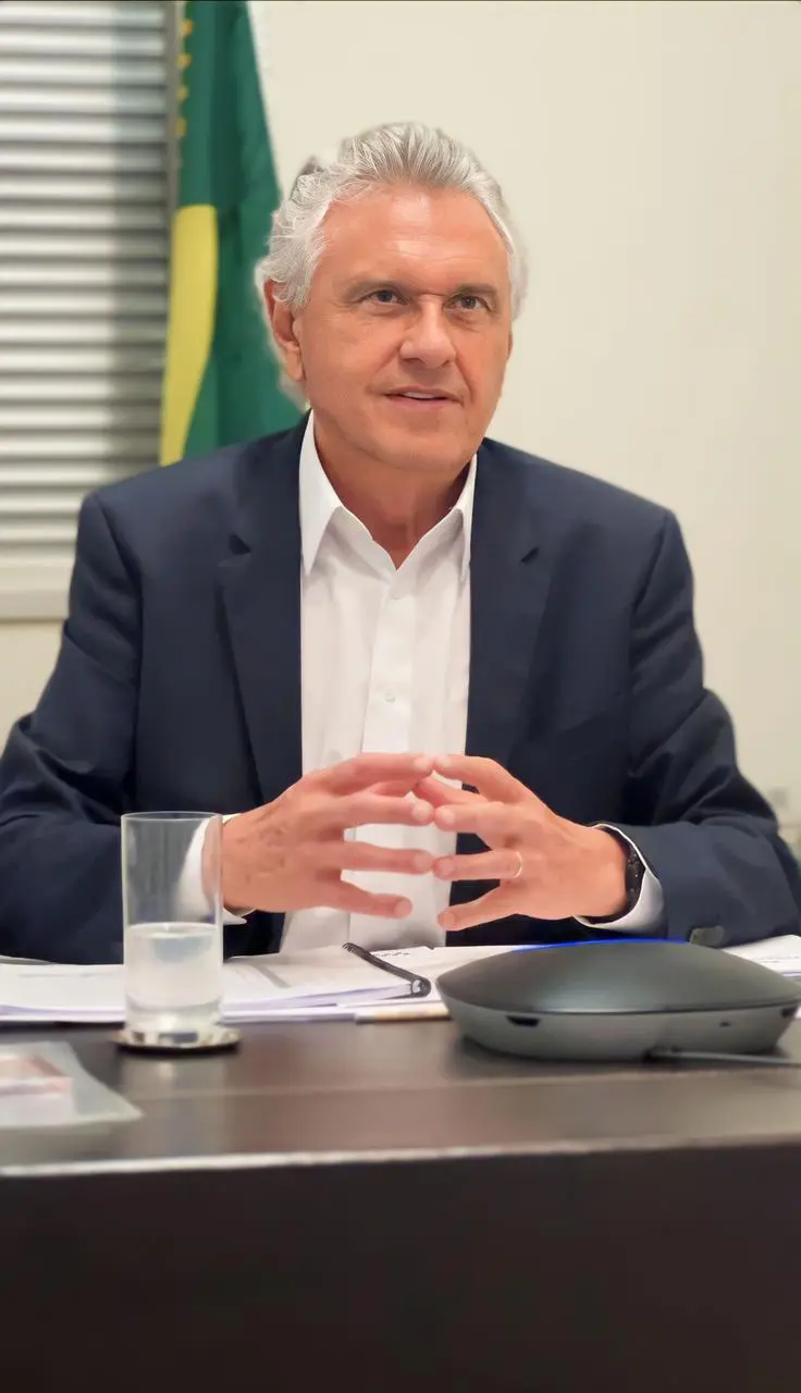 Caiado alerta sobre impacto da Reforma Tributária para classe média e baixa renda Governador cumpre agenda em Trindade e Goiânia