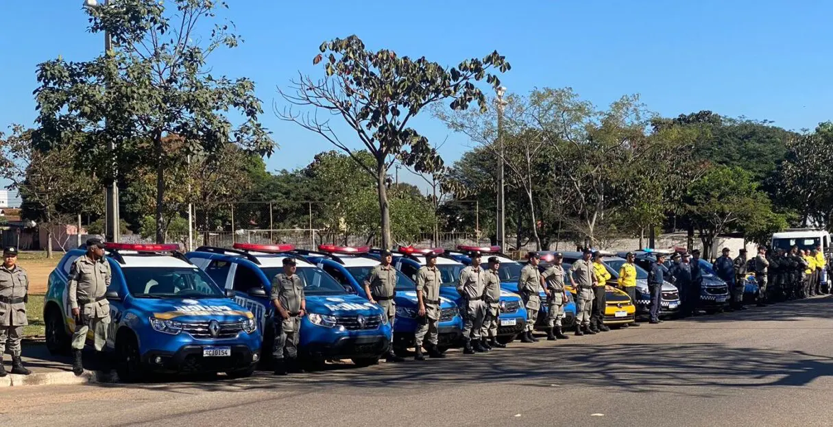 Foram lavrados 60 autos de infração por estacionamento irregular