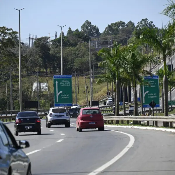 Goinfra recupera vias e sinalização para garantir segurança na Romaria de Trindade