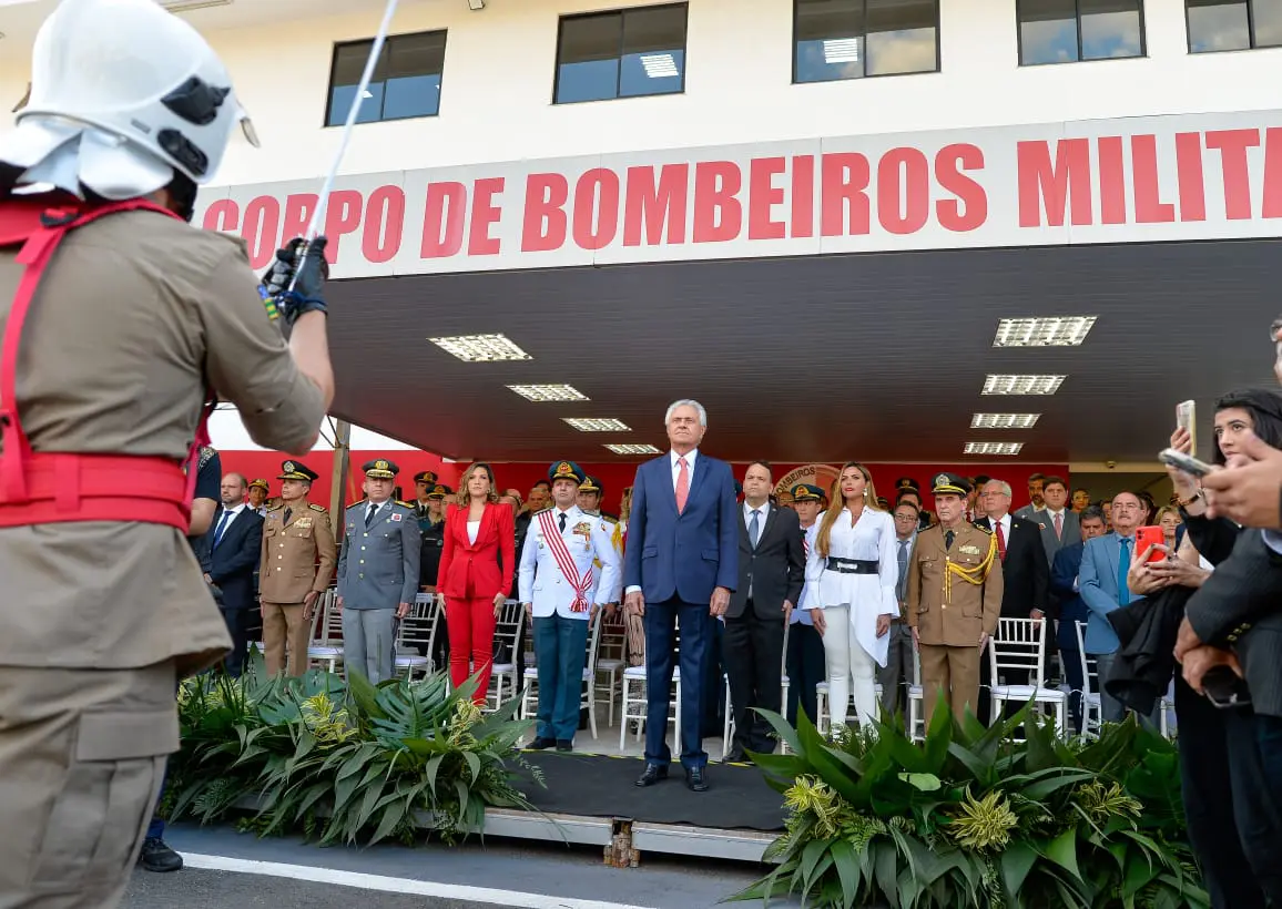 No Dia Nacional do Bombeiro Caiado anuncia aumento no efetivo da corporação