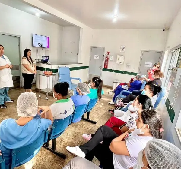 Hospital de Jaraguá capacita sobre parto seguro e violência obstétrica