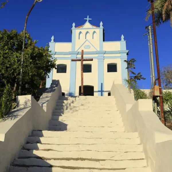 Igreja do povoado de Areias restaurada