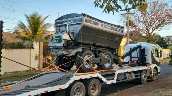 Polícia recupera máquina agrícola avaliada em R$ 350 mil