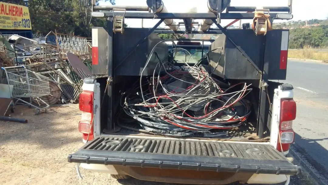 Batalhão Rural prende quatro na Operação Eletro Alvo