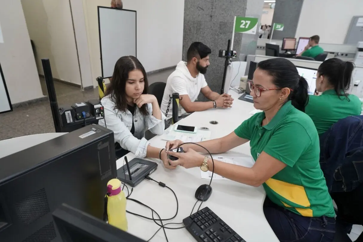 Feriado de 12 de outubro: saiba o que abre e fecha no Governo de Goiás Vapt Vupt realiza mais de 3,7 milhões de atendimentos no primeiro semestre de 2023