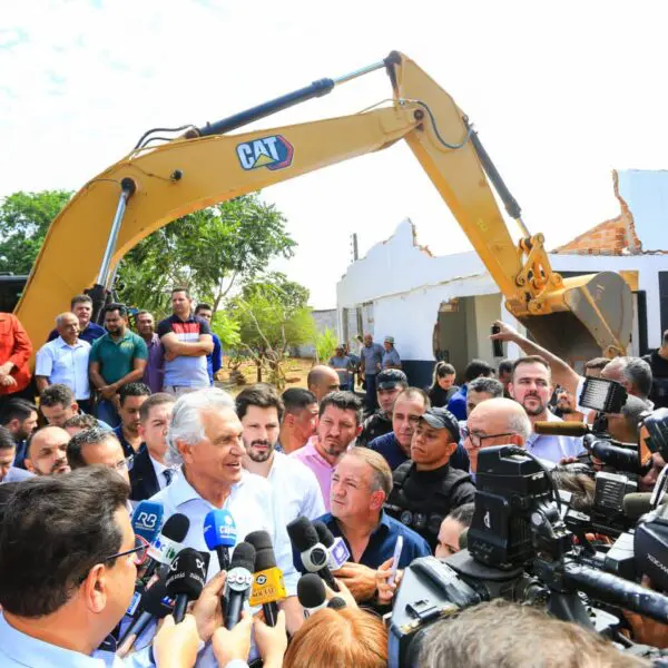 Ronaldo Caiado no lançamento do Distrito Agroindustrial Norberto Teixeira (Dianot)