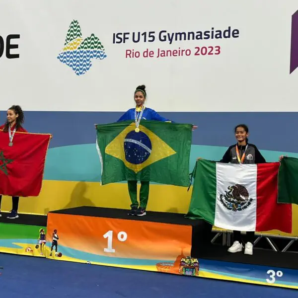 Estudante da rede estadual conquista título mundial de Taekwondo