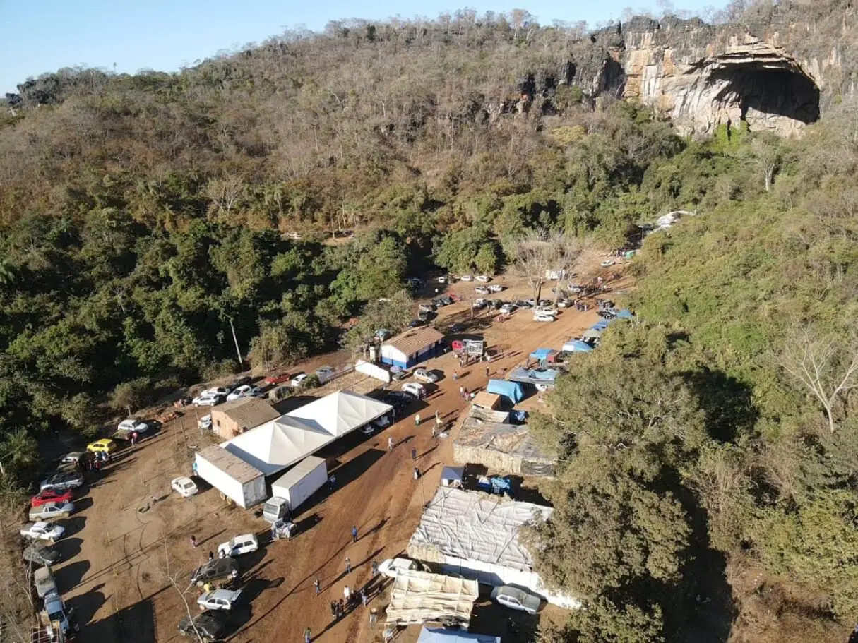 Romaria reúne milhares de fiéis no Parque da Terra Ronca