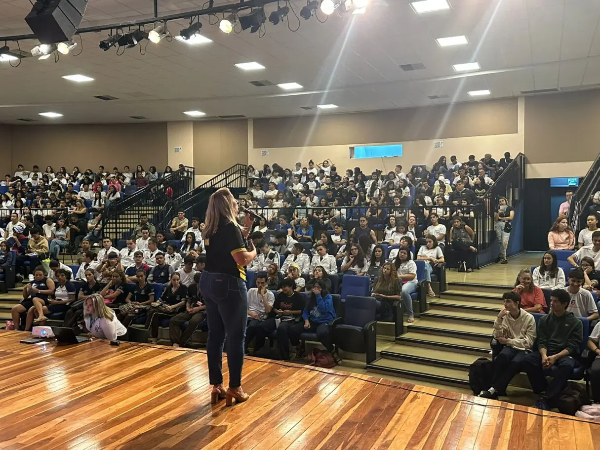 Alunos nos aulões preparatórios do Bem no Enem