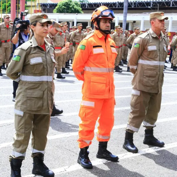 Bombeiros de Goiás partem para o Rio Grande do Sul para auxiliar vítimas das chuvas