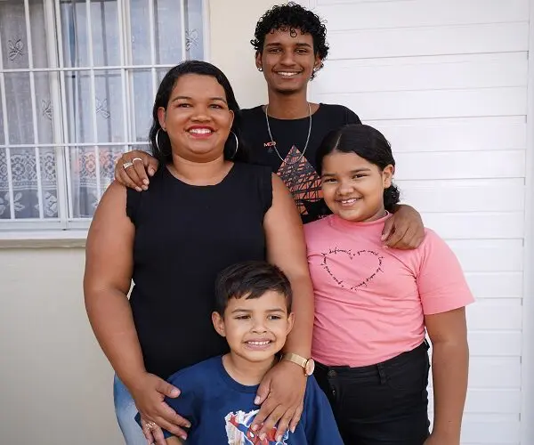 Casas a custo zero serão entregues em Campestre, Firminópolis e Damolândia